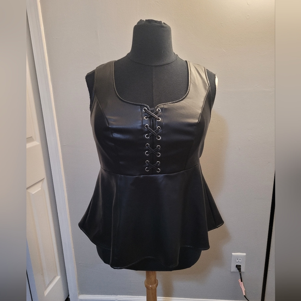 NWOT Torrid 1X Faux Leather Top